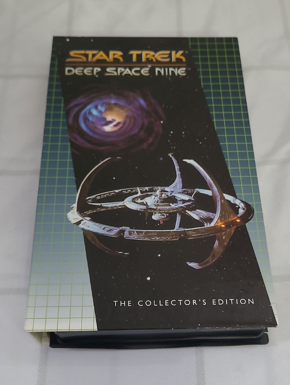 Star Trek: Deep Space Nine Collector's Edition VHS Shadowplay, Playing God